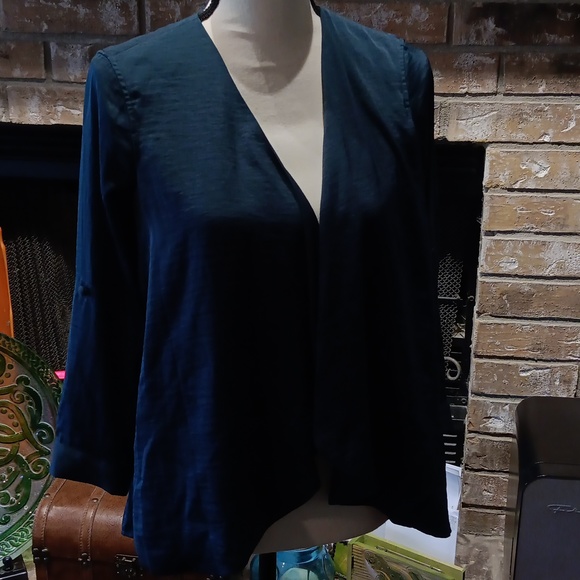 Bcbg Emerald Green bcbg luxury satin summer nights jacket fits xs and xxs - Picture 1 of 7